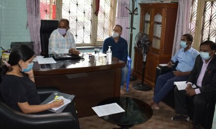 HRJC Human Rights Officer discusses HR issues with THRDA members